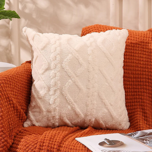 New Off White Knitted Plush Pillow Size 18x18 Inches Pillow Form Included - Picture 1 of 1